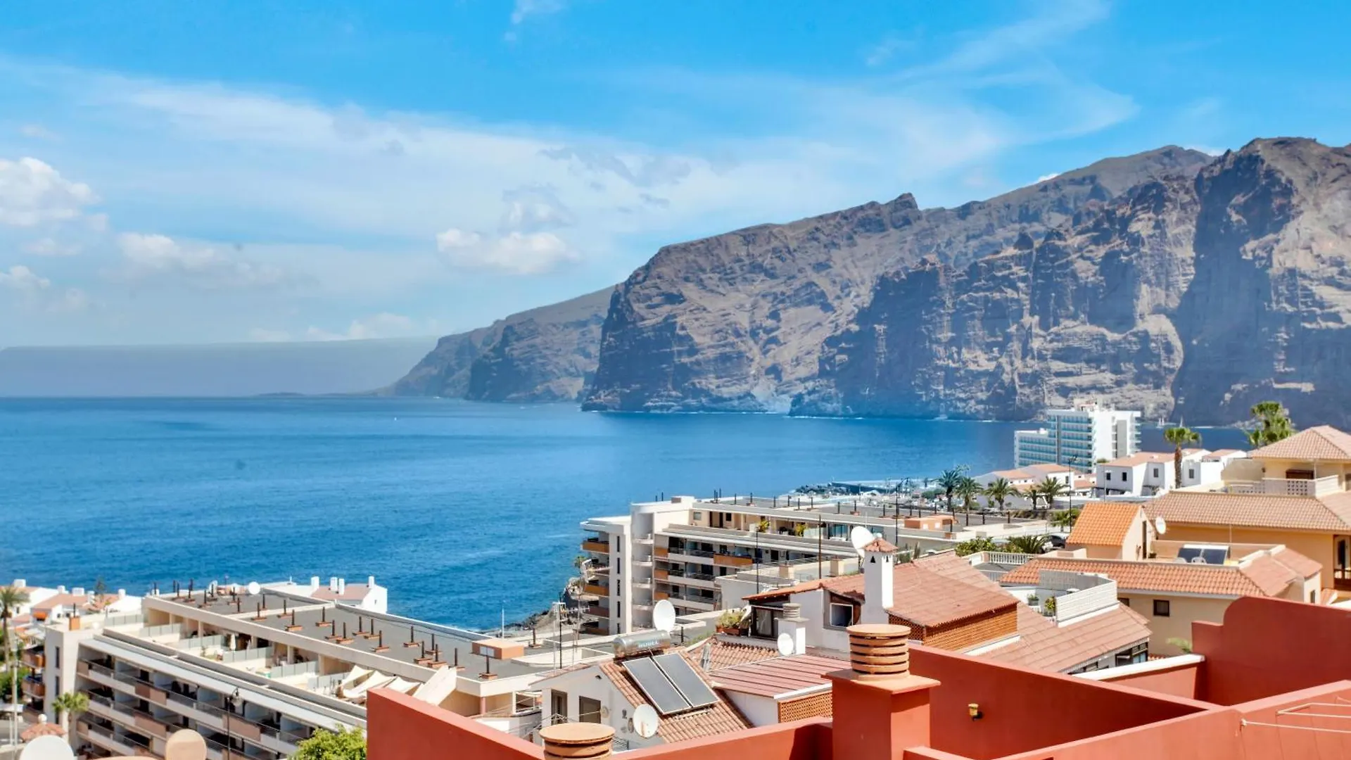 דירות פוארטו דה סנטיאגו The Cliffs Penthouse, Huge Terrace, Bbq, Air Con